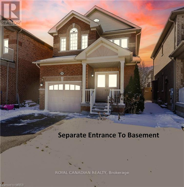 20 EAGLEVIEW WAY Halton Hills, Ontario in Houses for Sale in Oakville / Halton Region