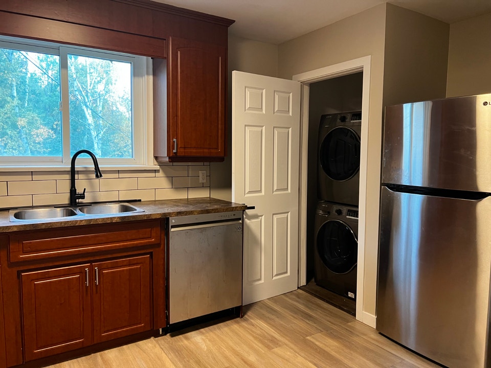 1995 Kenwood St - 2 bedroom apartment for rent 5