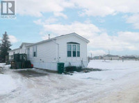 39 Deerglen Trailer Park High Level, Alberta