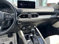 * Drivetrain: Standard i-Activ All-Wheel Drive (AWD) paired with a 6-speed automatic transmission. *... (image 7)