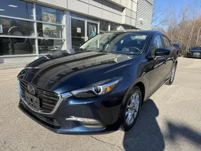 Recent Arrival! Awards: * Canadian Car of the Year AJACs Best Small Car In Canada For 2018 Odometer...