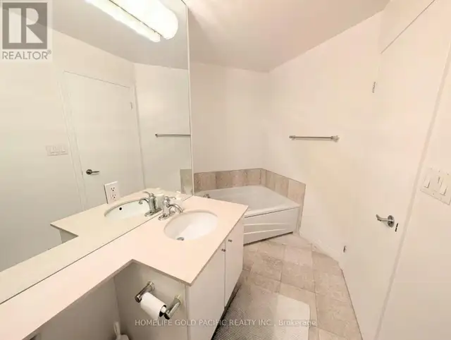 2102 - 300 BLOOR STREET E Toronto (Rosedale-Moore Park), Ontario in Long Term Rentals in City of Toronto - Image 7