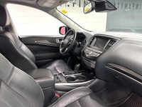 Discover the 2020 Infiniti QX60, where luxury meets performance. Equipped with a powerful 3.5L premi... (image 6)