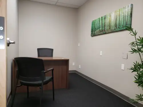 Located in downtown Duncan, this all-inclusive space on the main floor is available to rent at a fla...
