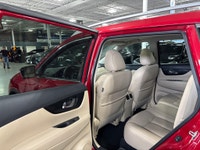 **MONTH-END SPECIAL!** FEATURING : AWD, PANORAMIC ROOF, SPORT MODE, ECO MODE, REMOTE START, HIGHLY E... (image 7)