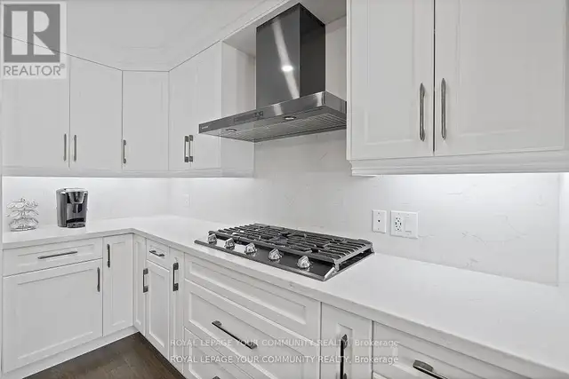 19 BETHUNE AVENUE Hamilton (Hannon), Ontario in Houses for Sale in Hamilton - Image 4