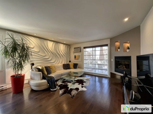 $589,000 - Condominium for sale in La Prairie — photo 1