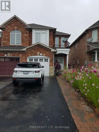 BSMT ONLY - 11 CHERRYPLUM WAY Brampton (Bramalea North Industria