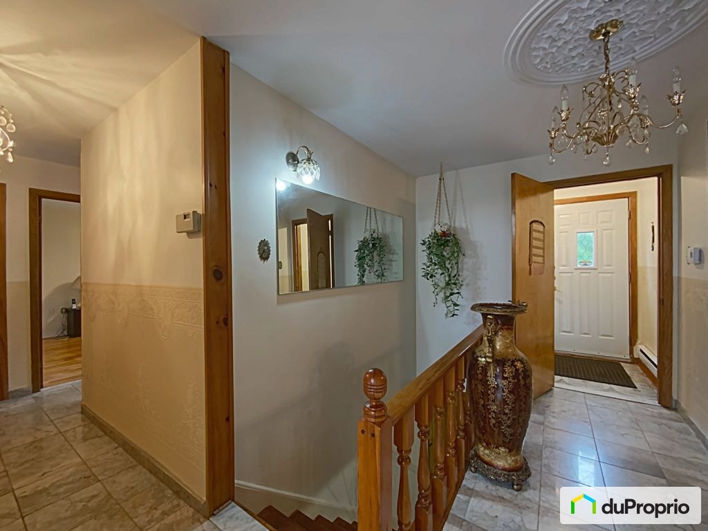 $749,000 - Bungalow for sale in St-Laurent — photo 2