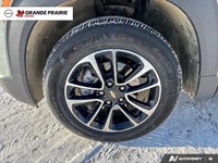 Discover a vehicle designed for your dynamic life, seamlessly blending urban agility with the readin... (image 9)