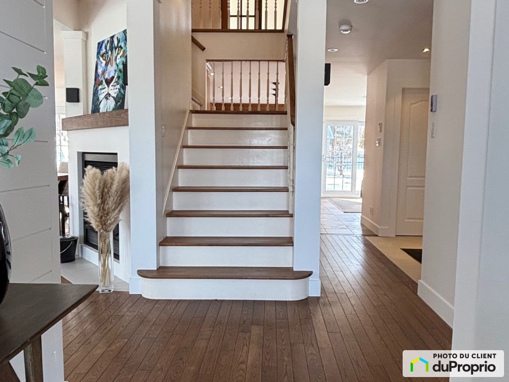 $983,000 - 2 Storey for sale in Victoriaville — photo 3