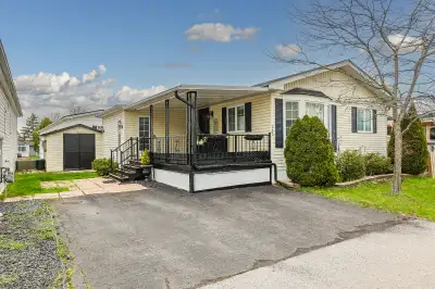 FOR SALE - STEPS TO WALKING TRAIL … 353-3033 Townline Road (Cricket Lane) is a 2 bedroom, 2 bathroom...