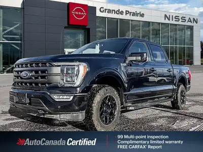 Leather Seating Surfaces | 5.0L V8 Engine | 4WD | Heated Mirriors | Black Alloy Wheels | Rear Parkin...