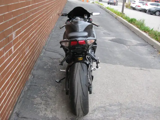 2009 SUZUKI GSXR 750 in Street, Cruisers & Choppers in City of Toronto - Image 10