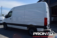 Mercedes Sprinter 2020 3 passagers ** Diesel ** 4X4 ** Toit Haut ** 144WB ** Camera de recul ** AC *... (image 5)