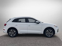 This Audi Q5 delivers a Intercooled Turbo Gas/Electric I-4 2.0 L/121 engine powering this Automatic... (image 3)