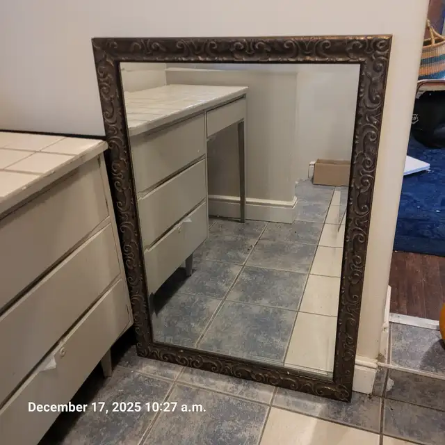 Desk home made64840212351105122