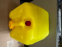 Liquid Chlorine Jugs (containers) Mississauga / Peel Region Toronto (GTA) Preview