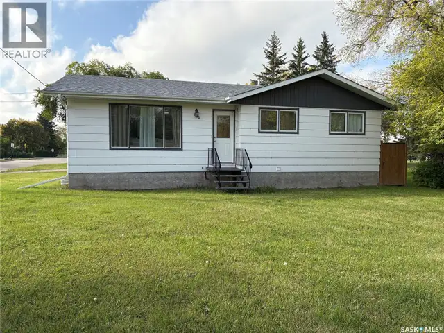 302 Pitt STREET Rocanville, Saskatchewan in Houses for Sale in Regina - Image 4