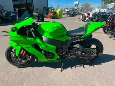 Kawasaki Gen 6 ZX 10 RR, many Aftermarket parts and some used ones as well. Go racing !! These are o...