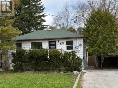 Just Steps To Lake Simcoe, This Well-Maintained And Fully Painted Detached Home Offers Exceptional V...