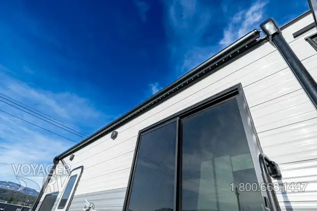 2026 Jayco Jay Flight 401FLTS Bungalow in Travel Trailers & Campers in Kelowna - Image 53