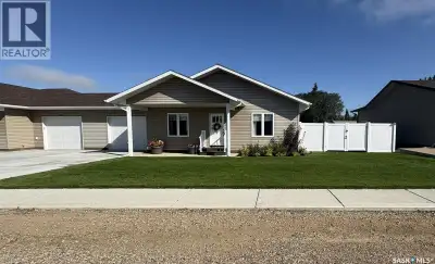 Opportunities like this don’t come along very often. Brand new in 2023 and almost 1300sq.ft, on a qu...