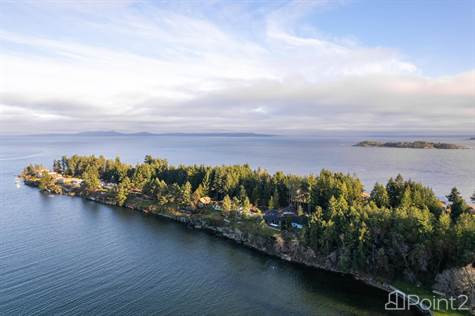 1437 Madrona Drive in Houses for Sale in Parksville / Qualicum Beach - Image 3