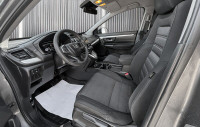Introducing this gorgeous 2018 Honda CRV LX AWD! This CRV comes well equipped with keyless entry, pu... (image 6)