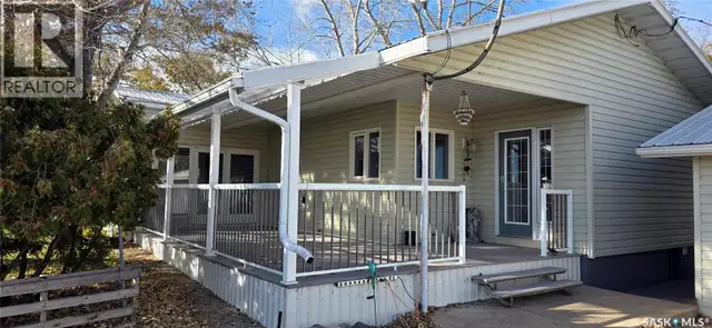 Kuntz Acreage Macoun, Saskatchewan in Houses for Sale in Regina - Image 3