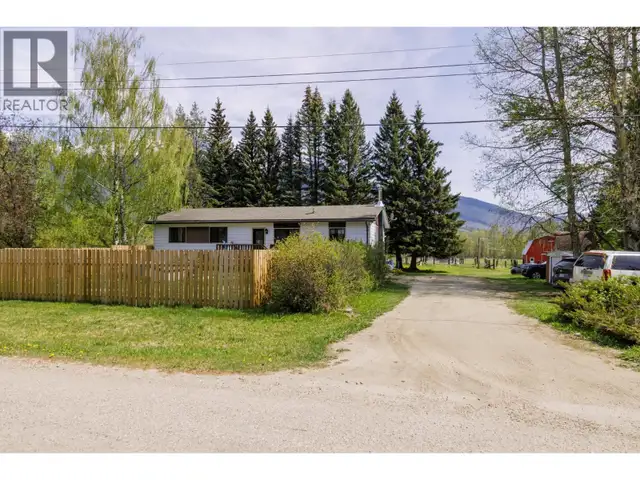 1090 DYKE ROAD McBride, British Columbia in Houses for Sale in Quesnel - Image 30