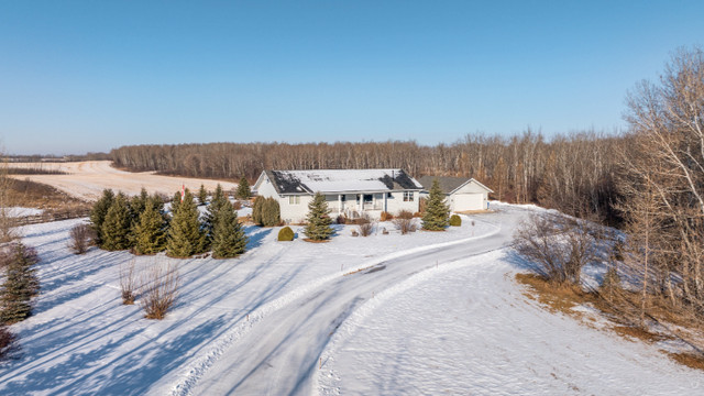 Picturesque Prince Albert Acreage in Houses for Sale in Prince Albert