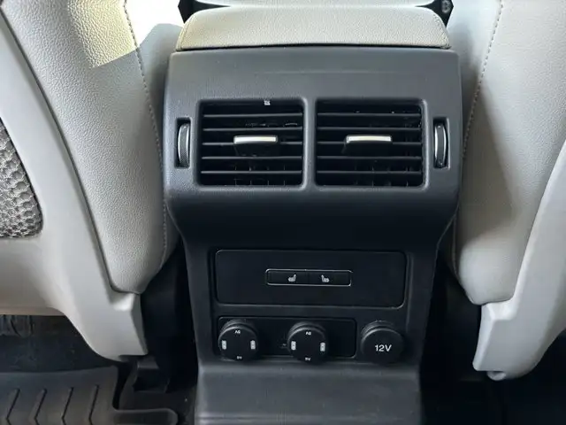 2017 Jaguar F-PACE 35t Prestige / AWD in Cars & Trucks in Calgary - Image 20