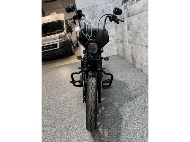 2019 Harley-Davidson XL883N IRON 883 in Sport Touring in Saguenay - Image 8