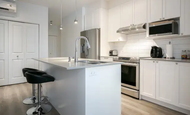 CONDO 4 1/2 À LOUER LONGUEUIL | ASCENSEUR | MODERNE in Long Term Rentals in Longueuil / South Shore - Image 7