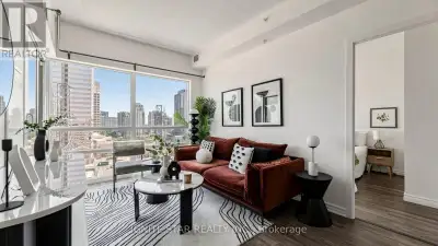 Spacious Split 2-Bedroom **| 2 Full Bathrooms **| Welcome to luxury living at The Palm Residences, l...