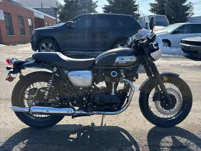 Check out this 2019 Kawasaki W800 Cafe with only 19,240kms. Be sure to follow us on Instagram @prime...