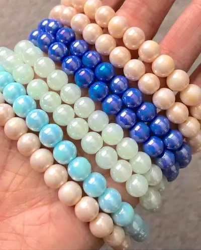 Bead Market Edmonton Sat, Feb 7, 11-5 Inside Ramada Edmonton South 5359 Calgary Trail, T6H 4J9 Huge...