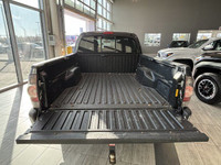 Front Reading Lamps,Driver Adjustable Lumbar,Adjustable Steering Wheel,Front Side Air Bag,Floor Mats... (image 9)