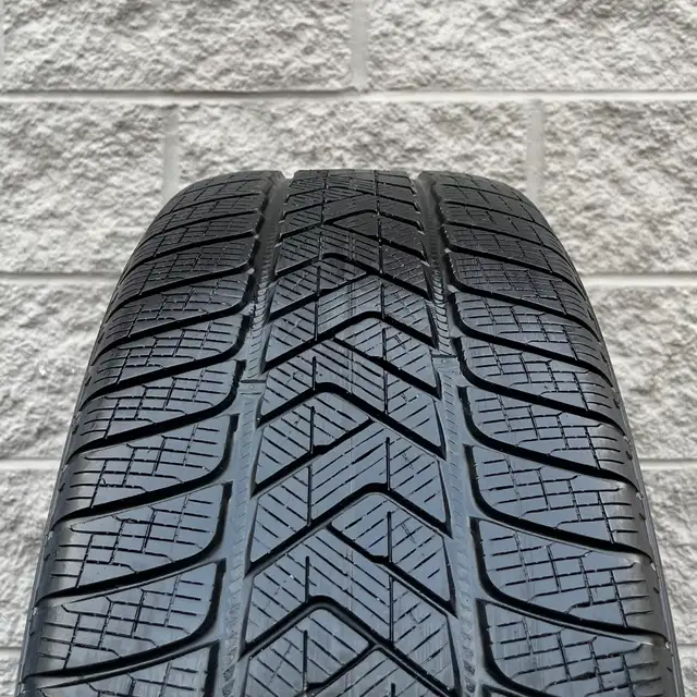 (95%) 4x 255/55R19 Pirelli Scorpion Winters in Tires & Rims in City of Toronto - Image 3