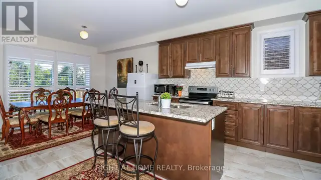 1474 SIMPKIN COURT Innisfil (Lefroy), Ontario in Houses for Sale in Barrie - Image 4