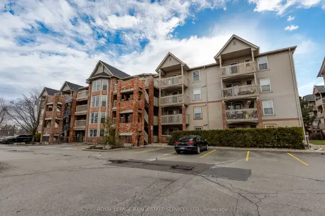 Burlington 2 Bed Condo Apt 870+ sqft in Condos for Sale in Oakville / Halton Region - Image 2