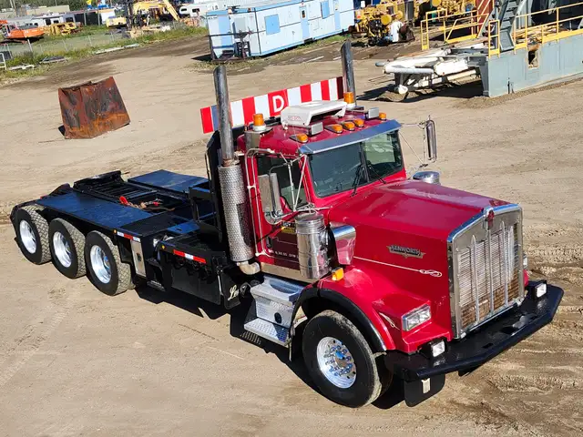 2006 Kenworth T800B 8x6 Winch Truck Tri Axle 40 Ton Winch in Heavy Equipment in Laval / North Shore - Image 3