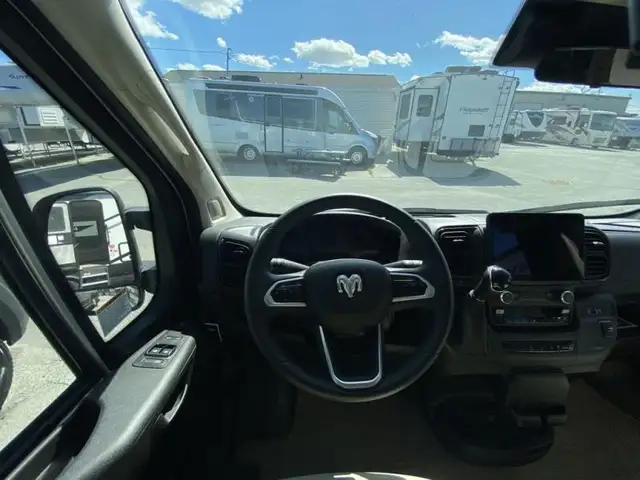 2024 Thor Motor Coach Tellaro 20J in RVs & Motorhomes in Bedford - Image 18