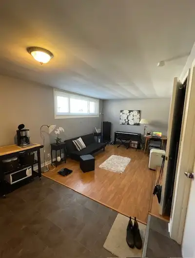cozy and well-maintained 1-bedroom basement apartment