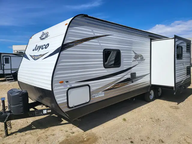 2019 Jayco JAY FLIGHT 235 RKS in Travel Trailers & Campers in St. Albert - Image 6
