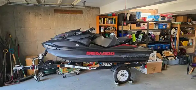 2024 SEADOO GTRX 300 (FINANCING AVAILABLE) in Personal Watercraft in Strathcona County - Image 4