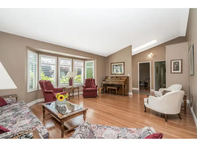 15475 KILMORE COURT Surrey, British Columbia in Houses for Sale in Delta/Surrey/Langley - Image 14