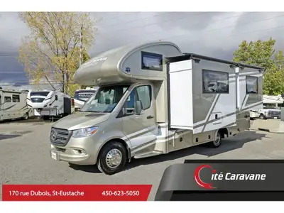 Classe C / B+ 24 pieds Mercedes Sprinter, Forest River Sunseeker MBS 2400 DSB + crics hydraulics Ext...