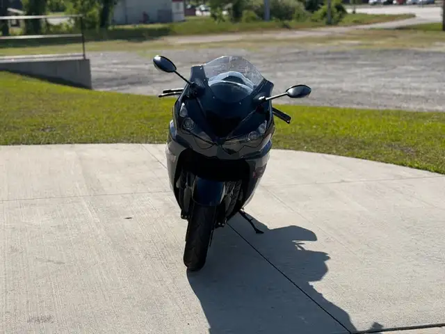 2022 KAWASAKI NINJA ZX-14R ABS - GREY! in Street, Cruisers & Choppers in Sudbury - Image 8